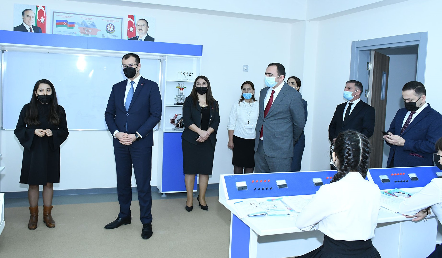 Abşeron və Sumqayıt üzrə Vətən müharibəsi iştirakçısı olan təhsil işçiləri ilə görüş